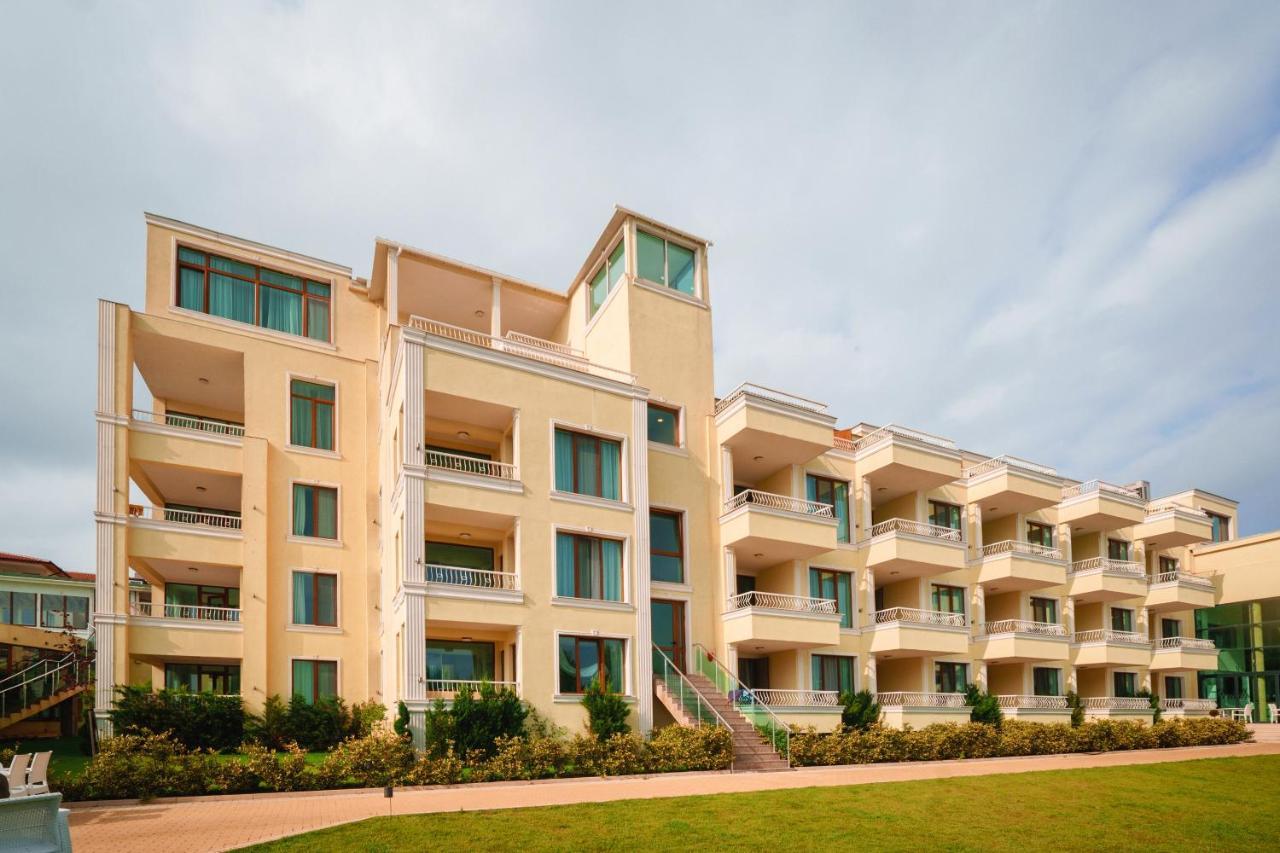 Hotel Perla Beach Luxury Primorsko Buitenkant foto