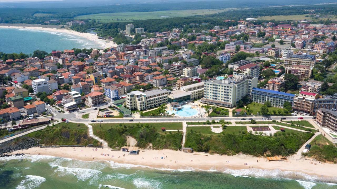 Hotel Perla Beach Luxury Primorsko Buitenkant foto
