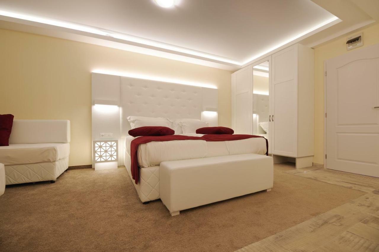 Hotel Perla Beach Luxury Primorsko Buitenkant foto