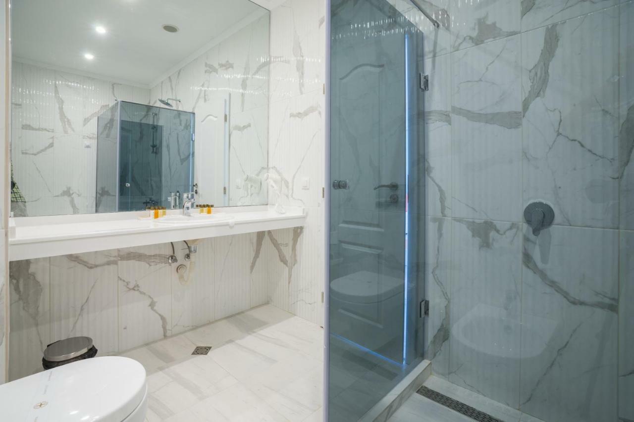 Hotel Perla Beach Luxury Primorsko Buitenkant foto