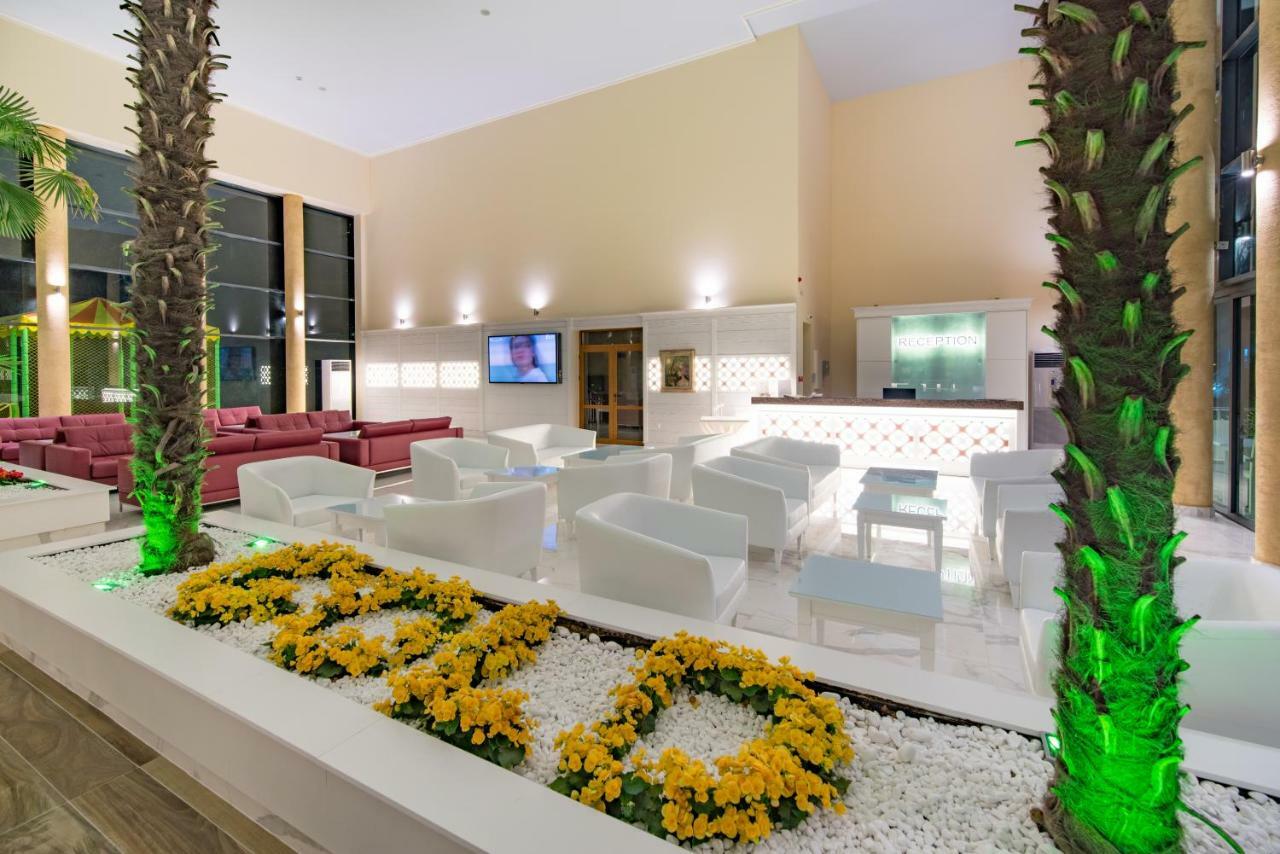 Hotel Perla Beach Luxury Primorsko Buitenkant foto